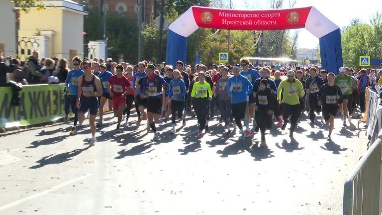 15 тысяч любителей бега присоединились к "Кроссу нации" в Иркутской области